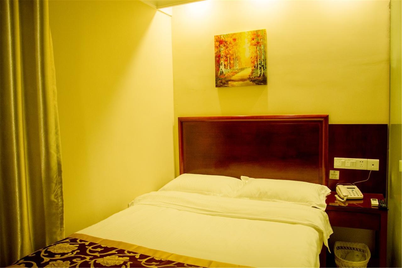 GreenTree Alliance Sanya Jiyang District Yalongwan Road Hotel Bagian luar foto