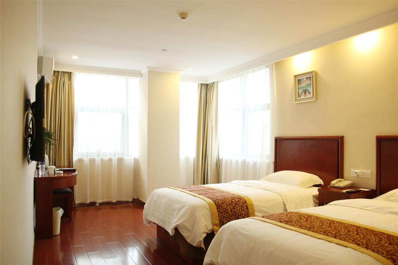 GreenTree Alliance Sanya Jiyang District Yalongwan Road Hotel Bagian luar foto