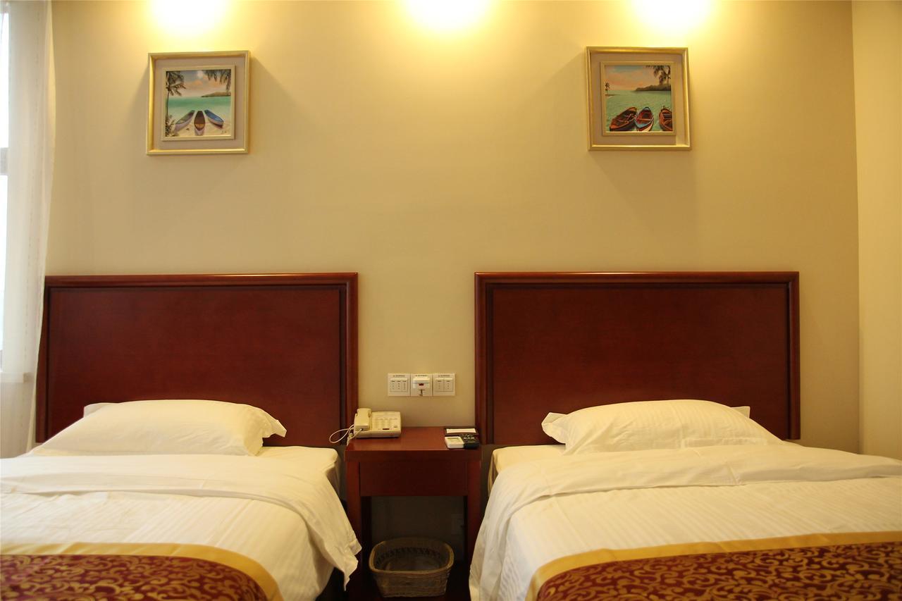 GreenTree Alliance Sanya Jiyang District Yalongwan Road Hotel Bagian luar foto