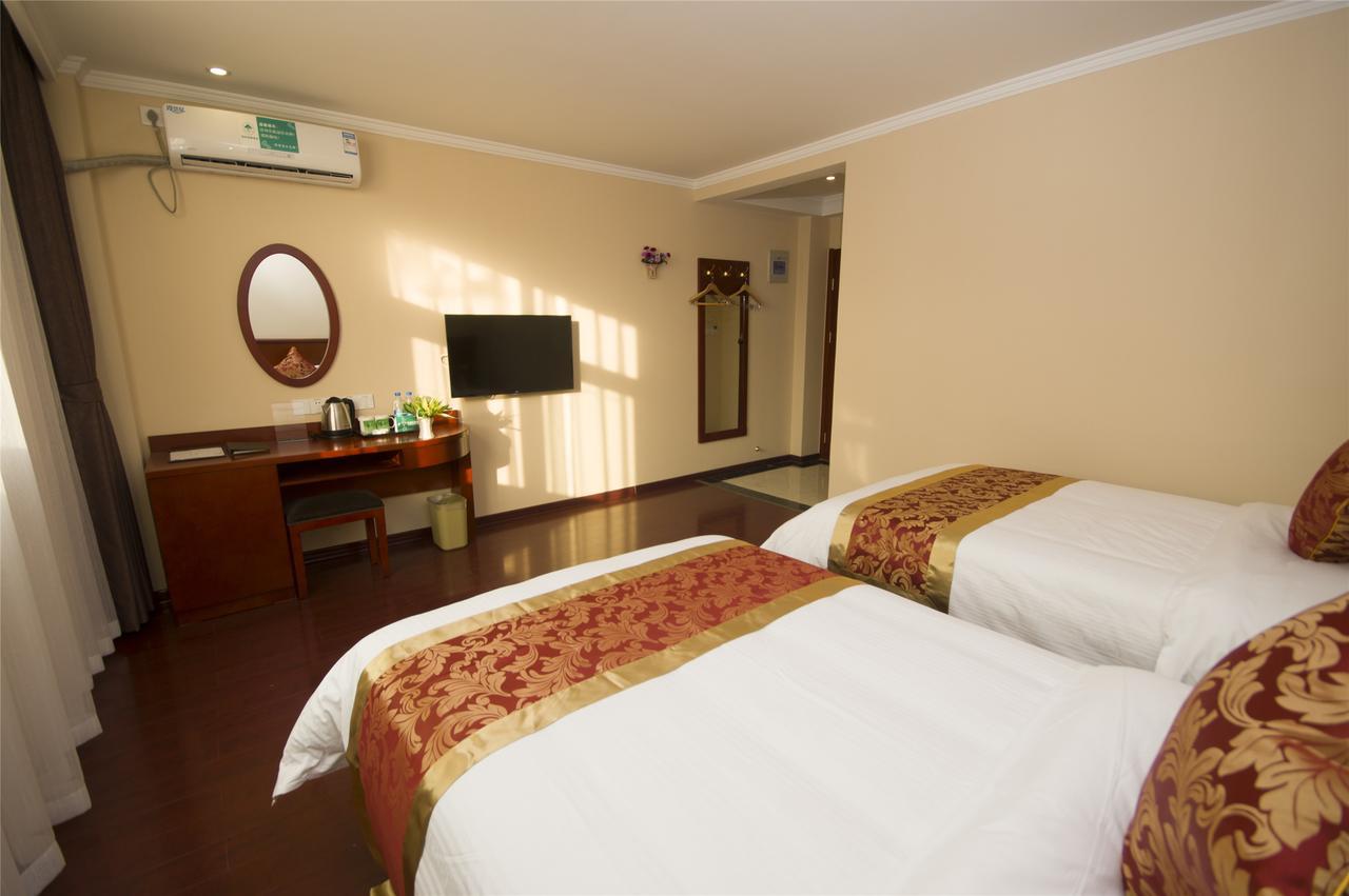 GreenTree Alliance Sanya Jiyang District Yalongwan Road Hotel Bagian luar foto