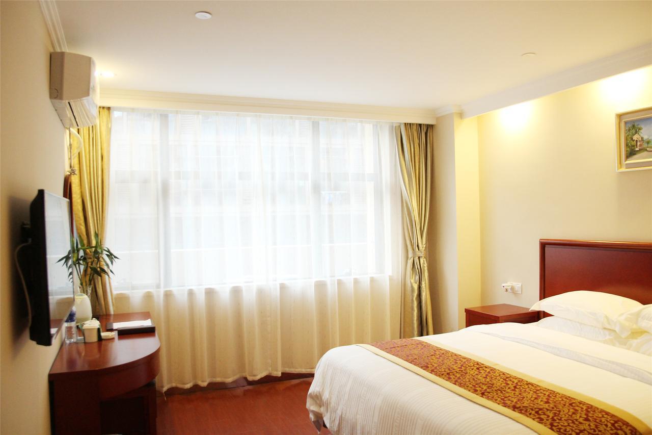 GreenTree Alliance Sanya Jiyang District Yalongwan Road Hotel Bagian luar foto